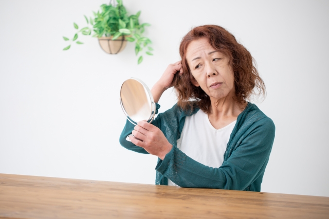 高齢の女性