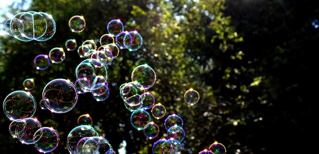 画像に alt 属性が指定されていません。ファイル名: soap-bubbles-gfdefcef68_640.jpg